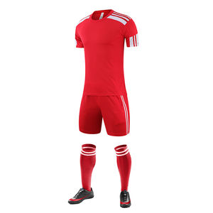 ชุดฟุตบอลแบบยูนิเซ็กซ์ พิมพ์ลายด้วยเทคนิค Heat-Transfer พร้อมโลโก้ ชื่อ และหมายเลขตามสั่ง ผลิตจากโพลีเอสเตอร์ 100% แห้งเร็วและกันน้ำ - Product Image 2