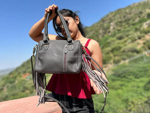 Sac fourre-tout à franges en cuir de vachette sculpté à la main en cuir de vachette de style sac à main élégant sacs en cuir pour femmes multi-usages - Product Image 5