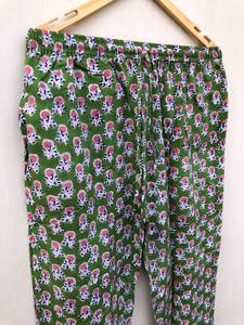 Conjunto de pijama de manga larga para mujer con estampado de dibujos animados, top con solapa y ribete en contraste, ropa de dormir para estar en casa con pantalones, top de pijama con cuello de solapa - Product Image 4