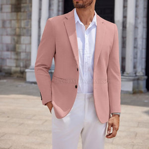 Manteau moderne pour homme avec tissu léger et doux offrant un confort quotidien et une apparence élégante et soignée, idéal pour une utilisation en extérieur - Product Image 5