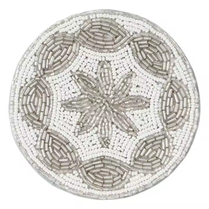 Sous-verres en verre perlé artisanaux de qualité supérieure, durables pour les soirées cocktails en intérieur - Product Image 3