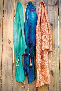 Women Fashionable <b>Silk</b> Scarves Shawls Smooth Lightweight Fabric Decorative Floral Print Elegant Neck Shoulder <b>Head</b> <b>Wrap</b> - Product Image 5