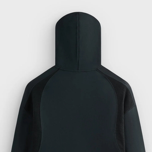 Hoodie pull-over pour homme, design minimaliste, couleurs contrastées, manches longues et tissu raffiné, pour commande en gros. - Product Image 5