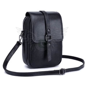 Bolsa de Cintura de Cuero para Artículos Personales y Necesidades de Viaje con Cierre de Cremallera, Ecológica, para Uso en Exteriores y con Correa Ajustable - Product Image 6