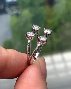 Anillo Abierto de Moissanita, Plata de Ley 925, Ajustable, con Doble Piedra, Joyería Minimalista para Mujer - Product Image 3