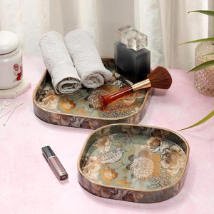 Plateaux de service carrés en bois à motif d'oiseaux imprimé, polyvalents pour la table à manger, la maison et le bureau, idéaux comme cadeau, en vente - Product Image 6