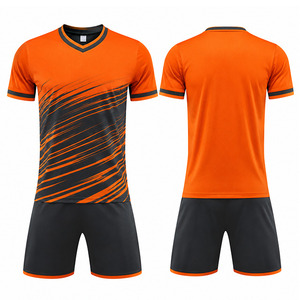 Conjunto de Camiseta de Fútbol Sublimada Transpirable al por Mayor, Cuello en V, Manga Corta, 100% Poliéster, Unisex, Impresión Personalizada, Secado Rápido, para Entrenamiento - Product Image 1