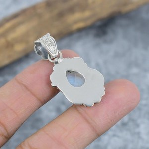 จี้มูนสโตนธรรมชาติ เงินแท้ 925 พลอยสีรุ้ง งานแฮนด์เมด ของขวัญสุดหรูสำหรับเธอ - Product Image 6