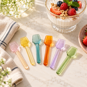 Cuillères à dessert de style royal artisanales, manches en résine et bois, lavables au lave-vaisselle, réutilisables, fabrication OEM/ODM sur mesure, vente en gros - Product Image 3