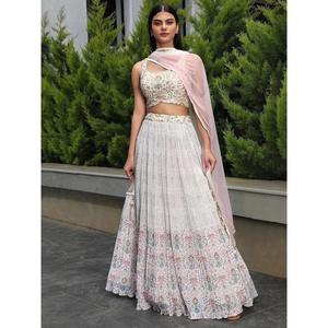 Espléndido blanco roto Georgette boda Lehenga Choli elegante y Elegante ropa de novia - Product Image 6