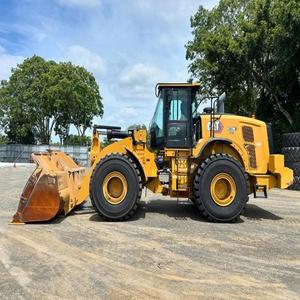 Retroexcavadora CAT 420F usada con funciones hidráulicas confiables para contratistas de construcción y operadores de sitios de obra - Product Image 1