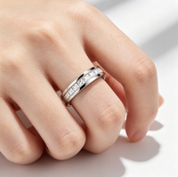 Bague en titane avec sertissage en zircone, alliance fine de 4 mm pour femme, bijoux modernes en gros
