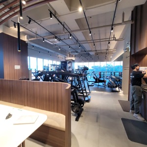 เครื่องวิเคราะห์ร่างกายอัจฉริยะ Bodydot BDF1000 ใช้พลังงาน AI โครงอะลูมิเนียมอัลลอยด์ ไม่สามารถพับได้ ขนาด 35x35x134 ซม. ติดตามท่าทางร่างกายแบบเต็มตัว - Product Image 3