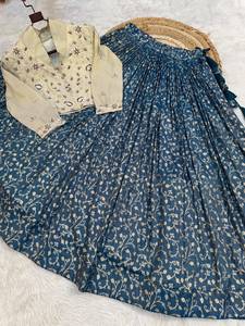 <b>Indian</b> Ethnic Designer Skirt <b>Top</b> Lehenga Choli for Navratri Collection for Women Fancy Trendy Outfit in Beads Embroidery Work - Product Image 6