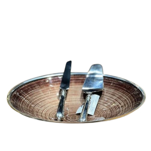 Plateau de service rectangulaire en aluminium martelé avec motif floral et poignées latérales pour la maison - Product Image 4