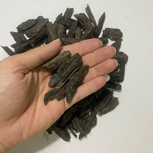 Copeaux d'agarwood 100% biologiques de qualité supérieure du Vietnam, arôme boisé sucré, 1kg-10kg, prix usine pour les amateurs de parfum - Product Image 3
