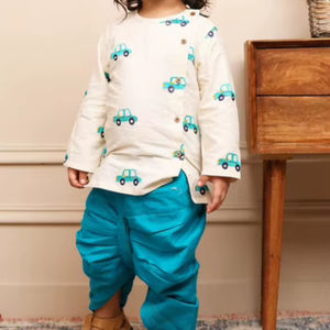 Ensemble traditionnel ethnique pour garçons : Kurta en coton à imprimé voiture et pantalon Dhoti vert sarcelle – Tenue confortable et festive pour tout-petits - Product Image 1