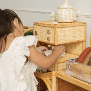 Adorable juego de cafetera de ratán de diseño adorable para juguetes de juego de café imaginativos, juguete de barista para niños - Product Image 6