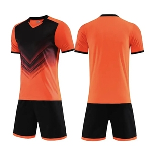 Servicio OEM, Uniforme de Fútbol Personalizado con Logotipo Frontal Impreso, 100% Poliéster, Secado Rápido, Manga Corta, Transpirable, Corte Holgado para Hombre - Product Image 4