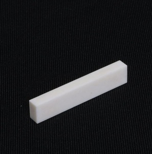 Producto de alta demanda: Nuts y saddles de guitarra de hueso auténtico - Product Image 3