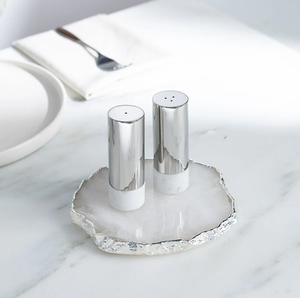 Juego de Salero y Pimentero de Lujo Moderno en Dorado y Mármol Blanco con Base de Mármol a Juego, Decoración Cilíndrica para Mesa de Cocina - Product Image 6