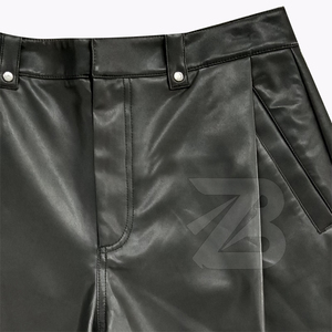 Shorts en similicuir PU pour hommes, personnalisables avec logo, noirs, amples, décontractés, style chino - Product Image 3