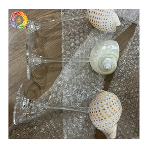 Copas de Vino Personalizadas con Conchas Marinas, Proveedor de Regalos de Boda de Fábrica OEM, Copas de Martini Hechas a Mano con Conchas Marinas, Regalos de Lujo para Bodas y Fiestas - Product Image 6