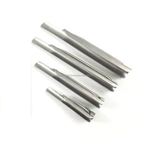 ชุดเครื่องมือส่องกล่องเสียงไฟเบอร์ออปติกคุณภาพสูง Miller พร้อมใบมีดตรง 4 ใบ ได้รับมาตรฐาน CE ISO OEM ODM สำหรับหู คอ จมูก ชุดใส่ท่อช่วยหายใจสำหรับสัตว์ ขายส่ง - Product Image 5