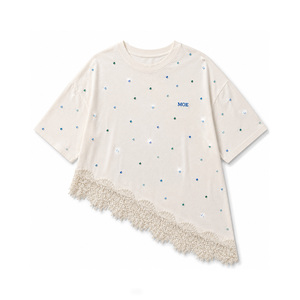 เสื้อเชิ้ตผู้หญิงทรงหลวมประดับลูกปัดสไตล์โบฮีเมียนแต่งขอบด้วยผ้าลูกไม้ ประดับคริสตัลวิบวับ ดีไซน์ไหล่ตก ทรงเอซิมเมตริก ผ้าฝ้าย - Product Image 3