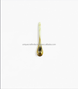 Cuillère à salade en résine polie faite à la main ensemble de vaisselle personnalisé pour la maison et le restaurant pour les occasions de mariage et de Noël - Product Image 1