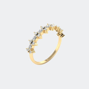 Anillo Minimalista con Engaste de Racimo Disperso de Marquesa y Corte Redondo de 0.55 CTW - Product Image 4