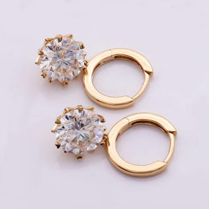 Aros Redondos Duraderos con Diamantes Cultivados en Laboratorio, Certificados por IGI, Color D E F, Claridad VVS VS, Oro, Oro Rosa, Oro Blanco, Plata - Product Image 2