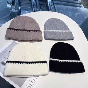 หมวกบีนนี่สีดำแบบยูนิเซ็กซ์ 100% อะคริลิก ถักทอสีพื้น เรียบง่าย ใส่สบาย อุ่นในฤดูหนาว ปรับขนาดได้ เหมาะสำหรับเล่นสกี สำหรับผู้ใหญ่ - Product Image 3