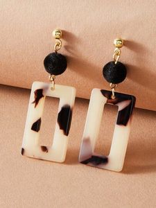 Pendientes de Resina Hechos a Mano para Mujeres y Niñas, Joyería Elegante y de Lujo con Acabado Duradero para Fiestas y Uso Casual - Product Image 5
