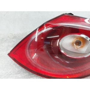 Luz Trasera Derecha Exterior CC 2005-2014 Usada OEM 3C8945096G - Product Image 2