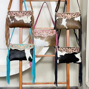 Bolsos cruzados de cuero de vaca con diseño de águila, estilo occidental, hechos a mano, con flecos grandes, bolsos de hombro de moda para mujer, bolsos de viaje. - Product Image 4