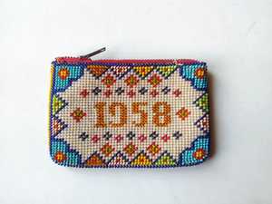 Monedero Ecológico Hecho a Mano, Estilo Bohemio, Unisex, de Algodón con Cuentas, Cierre de Cremallera, Color Arcoíris - Product Image 5
