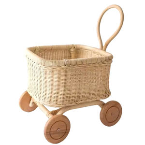 Poussettes jouets pour enfants, chariots à tirer jouets, fabriqués en rotin naturel au Vietnam. - Product Image 3