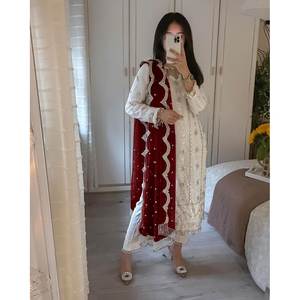 TENDANCE GEORGETTE BRODERIE SÉQUENCE DENTELLE TRAVAIL HAUT BAS AVEC DUPATTA MARRON - Product Image 1