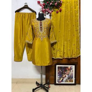Conjunto de Ropa India y Pakistaní de Diseño LC para Fiestas, Color Amarillo, Talla Única, Top, Pantalón y Dupatta - Product Image 1