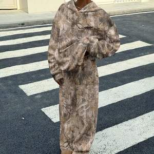 Vêtements de sport pour femmes, logo personnalisé, effet délavé, sweat-shirt à capuche en molleton uni, jogging, streetwear, en gros - Product Image 1