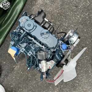 Moteur diesel Kubota D722 D722-EF18 2500 tr/min 10,2 kW D722-EF18_CN4, moteur 3 cylindres, pièces détachées pour mini-excavatrice 1J323-28000 - Product Image 4