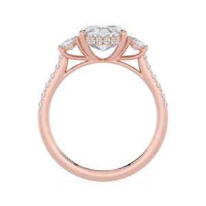 Anillo de compromiso clásico con diamante ovalado de corte escalonado cultivado en laboratorio, anillo nupcial de 3 piedras, joyería fina, regalo de aniversario para esposa - Product Image 2