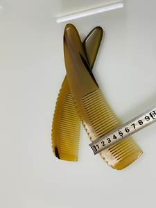 Peigne en corne Authentique Corne de buffle Artisanat traditionnel vietnamien Toilettage doux des cheveux Exportation artisanale - Product Image 5