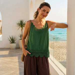 Conjunto de Pantalones Verdes de Color Sólido y Chaleco de Punto Transpirable con Cuello en V y Encaje sin Mangas para Mujer - Product Image 3