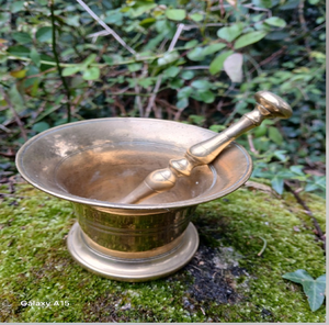 Heavy duty brass mortar pestle set with side handles and wide rim for heavy grinding, available at wholesale prices. - Product Image 6