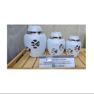 Urne funéraire écologique en laiton durable pour animaux de compagnie, style américain, capacité de 220 pouces cubes - Product Image 1