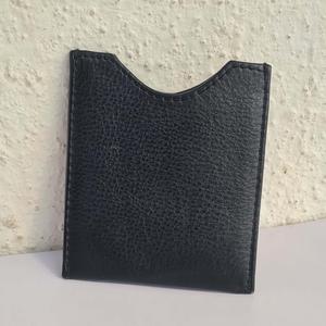 Porte-cartes PU haut de gamme de style minimaliste pour hommes avec clip magnétique Motif personnalisé pour une gestion efficace du crédit et de la trésorerie - Product Image 6