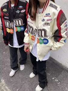 เสื้อแจ็คเก็ตวาร์ซิตี้ M&M สีขาวสำหรับผู้ชาย แบบ Letterman Bomber คอตั้ง พร้อมลายปัก - Product Image 4