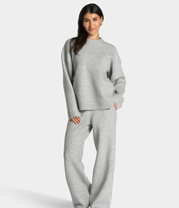 Pantalones deportivos para mujer, estilo femenino en nuevo diseño, pantalones deportivos hechos a medida, alta calidad, precio razonable, cómodos, servicio OEM - Product Image 3